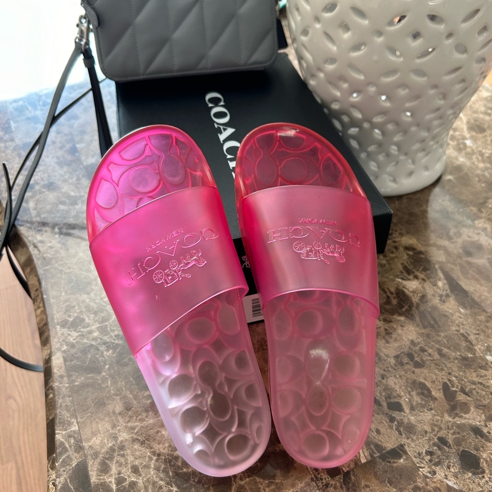 Beautiful Authentic size 8 Coach Sides - Picture 4 of 5
